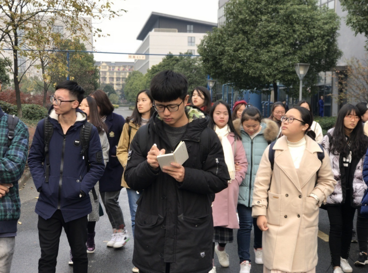 1535610054575946.png 7.png